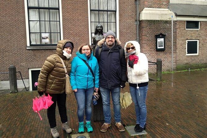 Amsterdam : Private Walking Tour With A Guide (Private Tour) - Who this tour fits best (and who might prefer something else)