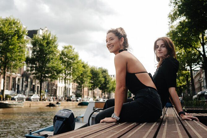 Amsterdam Professional Photoshoot at the Canals - The 30-Minute Canal Photoshoot: What Actually Happens