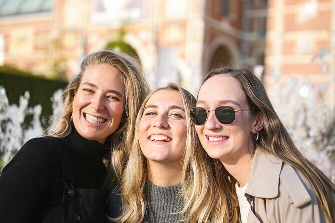 Amsterdam: Professional Rijksmuseum & Museumplein Photoshoot - Where You’ll Stand for Backdrops Around Museumplein