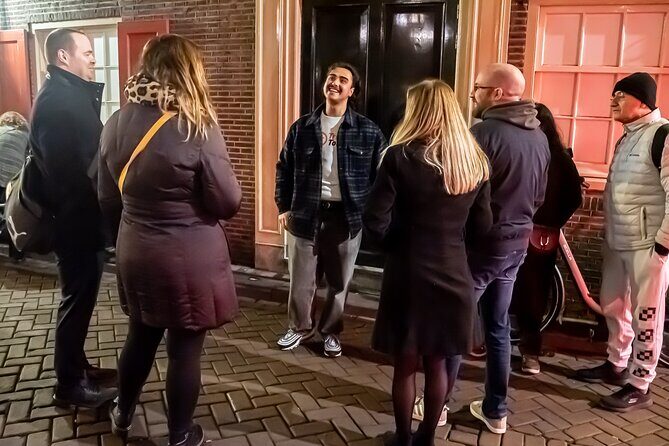 Amsterdam Red Light District and City Center Walking Tour - Getting there: Geldersekade 2 and choosing the right start time