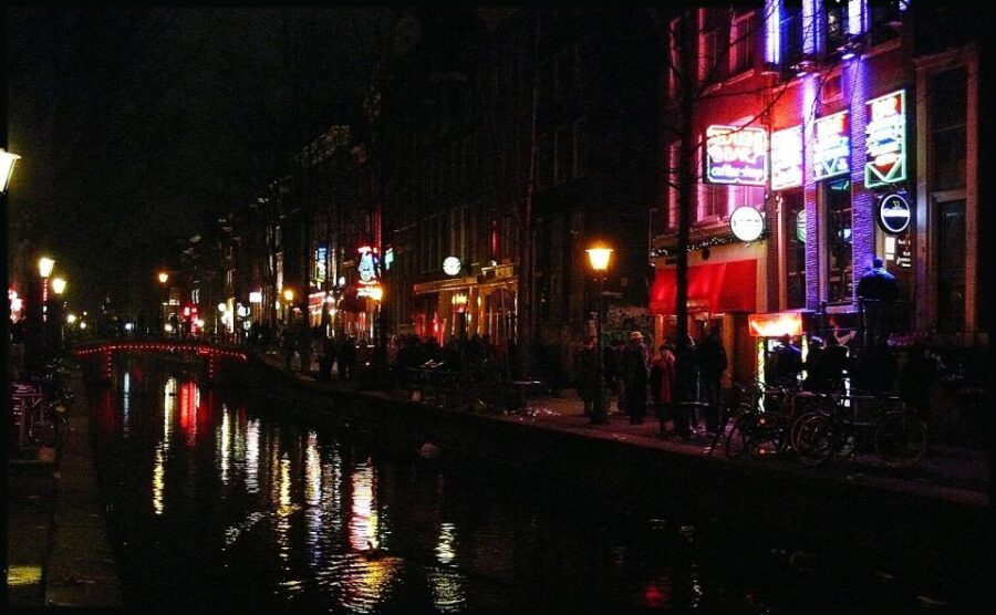 Amsterdam: Red Light District and Coffeeshop tour - Price and value: $40 for guided street context
