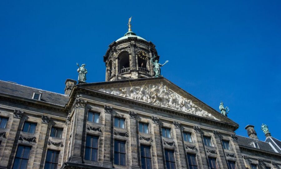 Amsterdam: Red Light District & City Tour German or English - Ending at De Waag: Finishing With a Sense of Center and Continuation