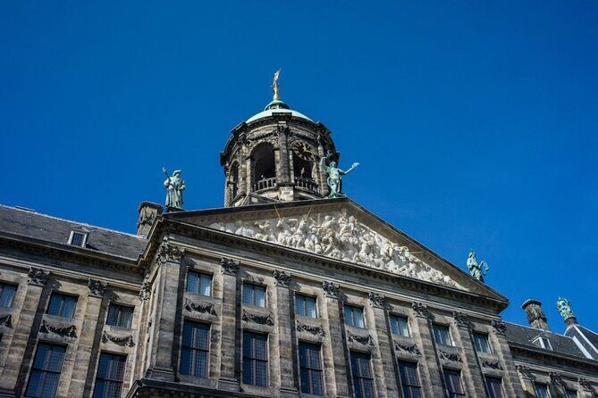 Amsterdam: Red Light District & City Tour (Private tour) - Beurs van Berlage and Damrak: the trade-era streets behind the district