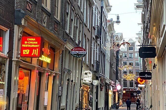 Amsterdam Red Light District: Serene and Other! - Stop-by-Stop: The City History Thread Through the District
