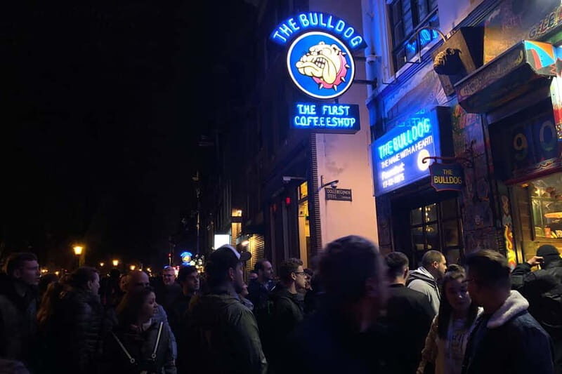 Amsterdam: Red Light District Tour - Ending near De Wallen: what you can do after the guided portion