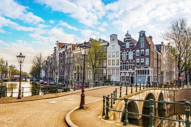 Amsterdam Red Light District Treasure: Self-Guided Tour & Quest - Oude Kerk in the Red Light District: the surprise power of an old church
