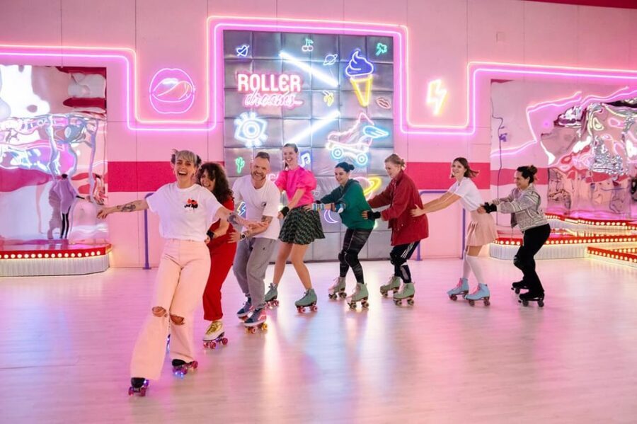 Amsterdam: Roller Dreams & Amsterdam Nightlife Experience - Roller Dreams by WONDR: the part most nights don’t have