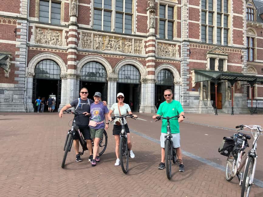 Amsterdam: Scenic City Highlights by E-Bike - Meeting at Mike’s Bike Tours: easy to find, easy to start