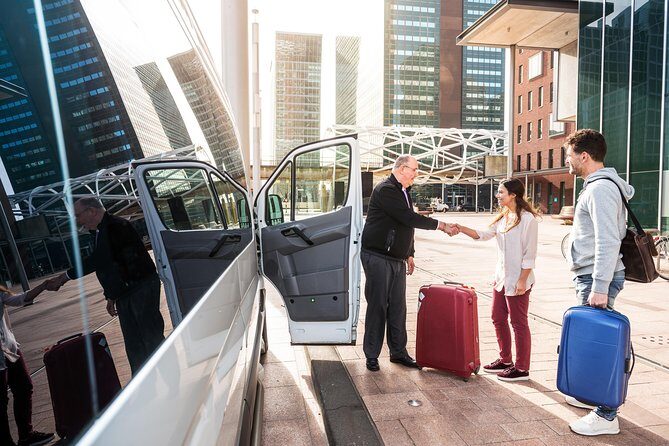 Amsterdam Schiphol Airport (AMS) Departure transfer from Amsterdam City - Getting picked up: hotel lobby rules that can save time