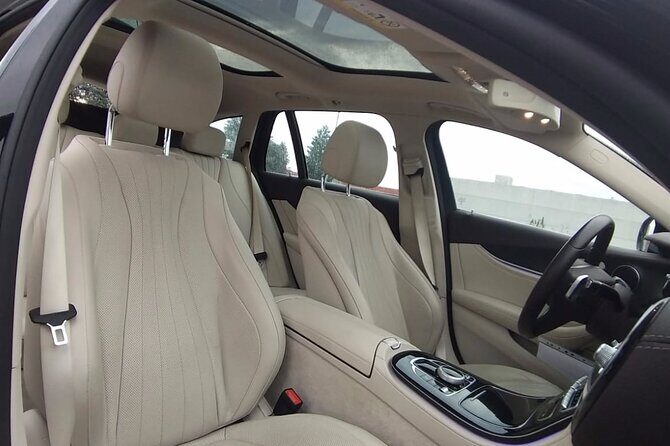 Amsterdam Schiphol Airport (AMS) to Amsterdam - Arrival Private Transfer - Who This Works Best For (and Who Might Skip It)