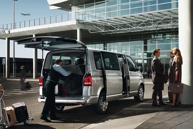 Amsterdam Schiphol Airport Transfer - Schiphol Arrival Made Simple: Inside-Terminal Pickup and Name Signs