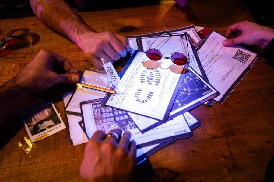 Amsterdam: Self-guided Red Light District Pub Crawl Mystery - Key things to know before you go