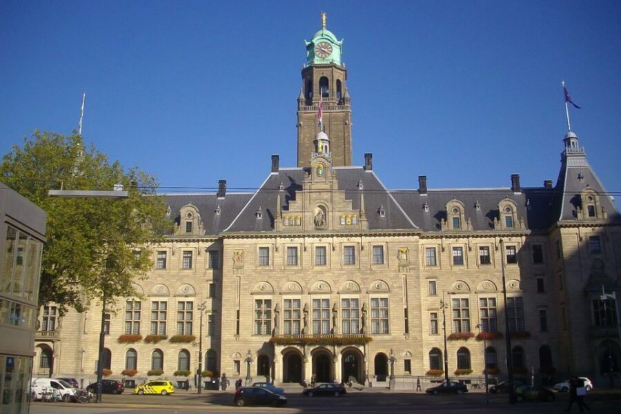 Amsterdam: The Hague, Delft and Rotterdam Private Day Tour - Delft Blue and the House of Orange-Nassau: Why Delft Feels Like a Step Back in Time