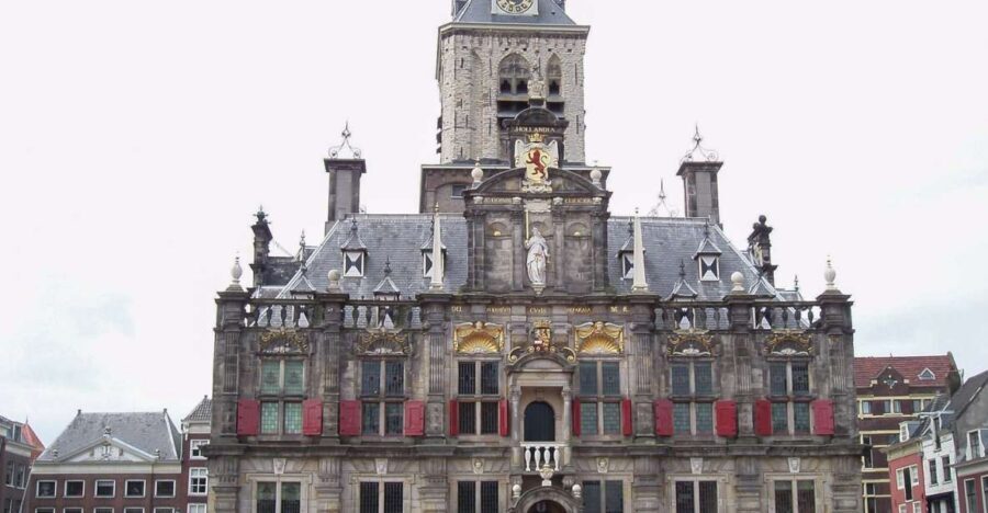 Amsterdam: The Hague, Delft and Rotterdam Private Day Tour - Pickup and the 10-Hour Route: How the Day Stays Manageable