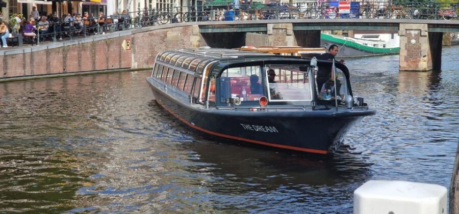Amsterdam: Traditional Canal Cruise with Bar on Board - Comfort first: why the “covered and heated” detail matters