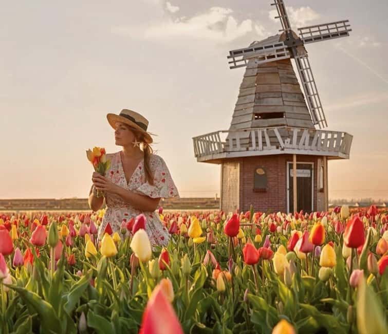 Amsterdam : Tulip Wonderland Tour - Finding the meeting point: Market 27 and Metro Noord (M52)