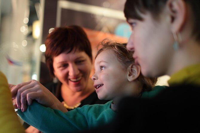 Amsterdam Van Gogh Museum Private Tour for Kids & Families - Key highlights to know before you go