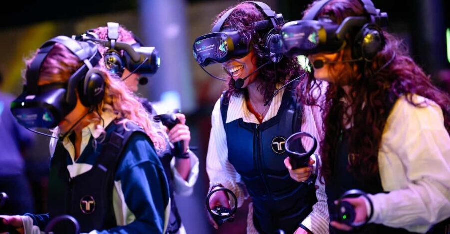 Amsterdam: VR Game Park Free-Roaming Experience - Key things to know before you go