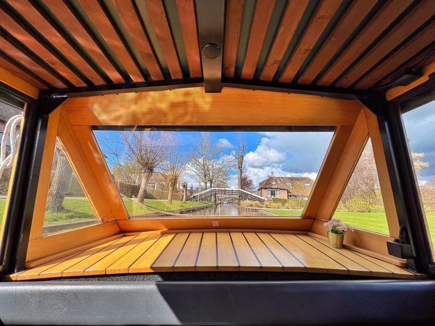 Amsterdam: Zaanse Schans and Giethoorn Day Trip with Cruise - Gouda Factory Stop: Tasting With Context (Not Just a Sample)