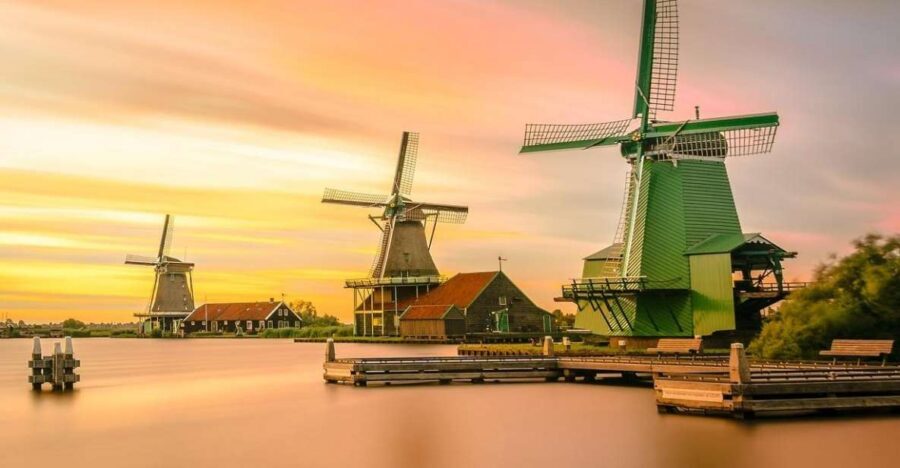 Amsterdam: Zaanse Schans, Windmills & Giethoorn Private Trip - Zaanse Schans Windmills and Craft Country: 2 Hours to Explore