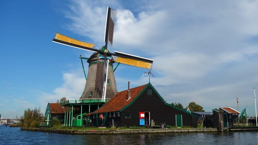 Amsterdam: Zaanse Schans, Windmills & Giethoorn Private Trip - Choosing Your Windmill + Cheese Farm Stops (and Why That Choice Matters)