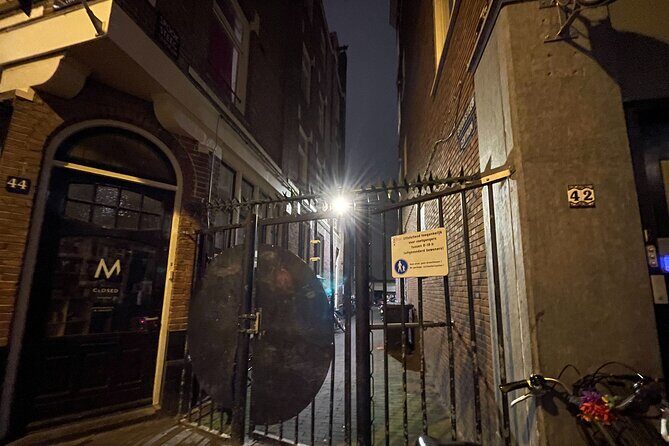 Amsterdam’s Ghostly Experiences Group Tour - Practical tips to make your ghost walk smoother