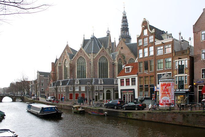 Amsterdam's Red Light District: A Self-Guided Audio Tour - Stop 1: the Red Light District lesson that starts with tolerance