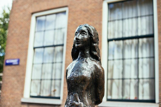 Anne Frank and Jewish Culture Private Walking Tour in Amsterdam - Where to meet, how to plan your day, and what to wear