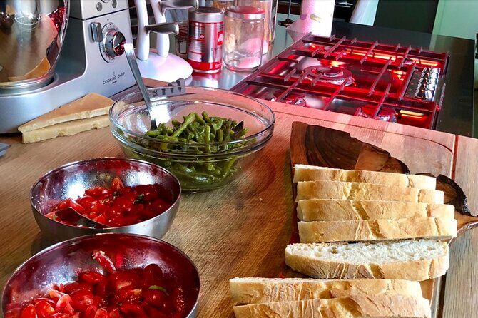 Authentic Italian Dinner in Cozy Canal Home in Amsterdam - Starter: bruschetta with Parmigiano, Molise cheeses, and cured meats