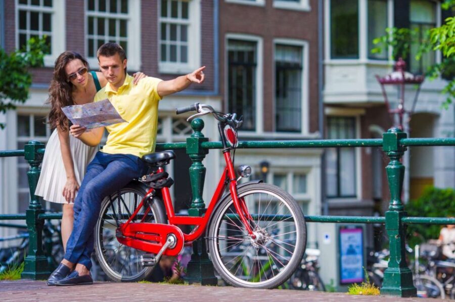 Bike Tour of Amsterdam Old Town, Top Attractions and Nature - Meeting at Bike in Town (Spuistraat 242) and Getting Ready