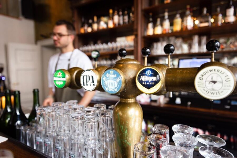 Boutique Dutch Food & History Tour with up to 8 guests only - Drinks and pairings: why the tour feels complete