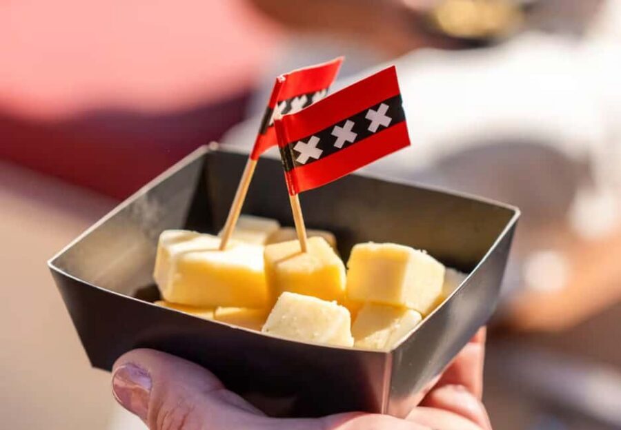 CHEESE AND DRINKS TOUR: A TASTE OF AMSTERDAM ON THE CANALS - What This 60-Minute Cheese and Drinks Cruise Feels Like