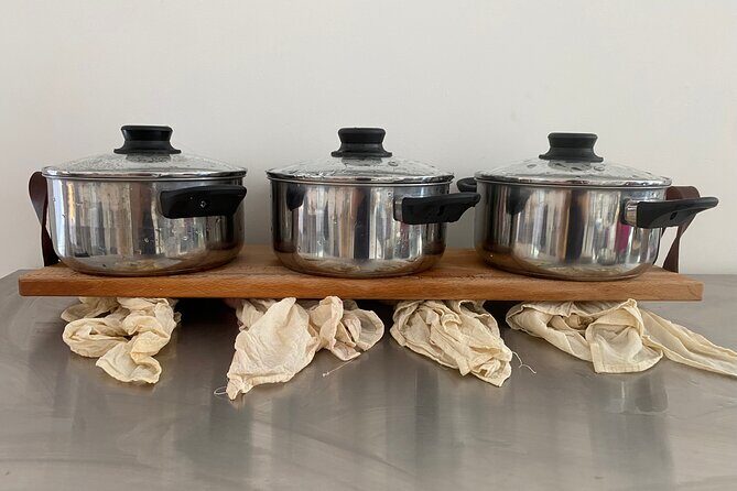 Cheese making workshop next to De Hallen, heart of Amsterdam - The tasting moment: sample what you made, with a drink
