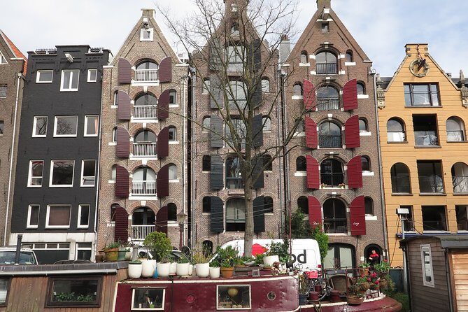 Countryside of Amsterdam Private tour - Volendam on the Dike: Village Views and Dutch Seafood Time