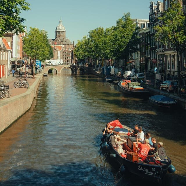 COZY AND FUN CANAL TOUR: A UNIQUE JOURNEY THROUGH AMSTERDAM - Who This Tour Fits Best (And Who Might Want Another Option)