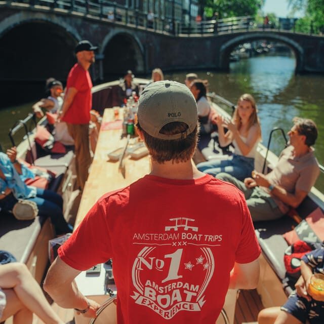 COZY AND FUN CANAL TOUR: A UNIQUE JOURNEY THROUGH AMSTERDAM - Small Group Energy: The Real Value in Being Cozy