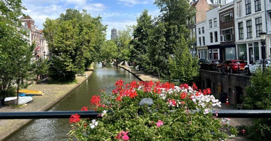 Cultural and Historical Audio Guided Walking Tour of Utrecht - Utrecht’s old center feels made for an audio walk