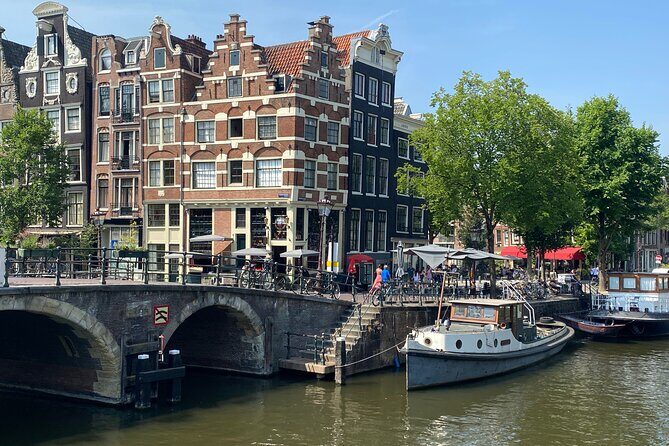 CULTURE with bite, culinary city tour - Group size and guides: small means more interaction