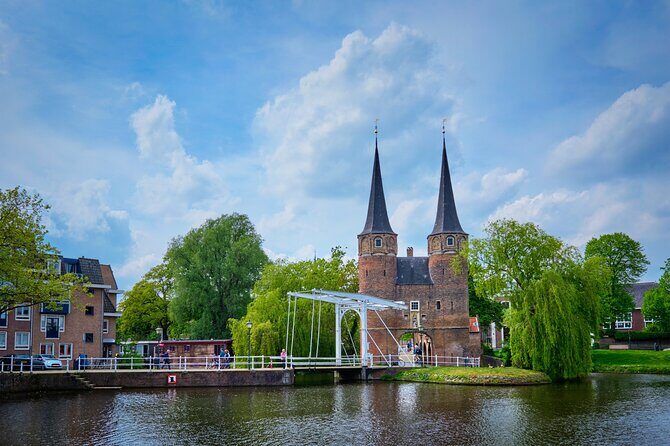 Delft: City Walk with Audio Guide in 7 Languages on your Phone - Nieuwe Kerk: Delft’s Gothic Spire and Royal Connections