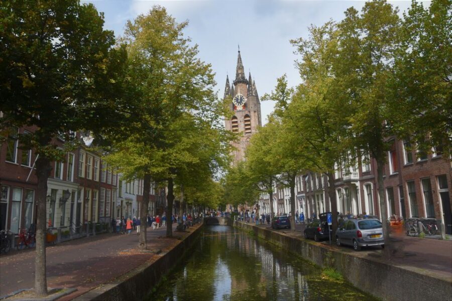 Delft: Private Historical and Cultural Guided Walking Tour - Prince’s Court, beguinage, and the windmill that survives