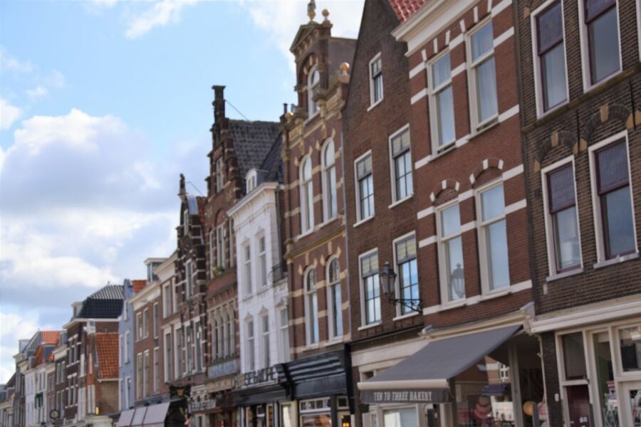 Delft: Private Historical and Cultural Guided Walking Tour - Where you start: Nieuwe Kerk and getting your route right