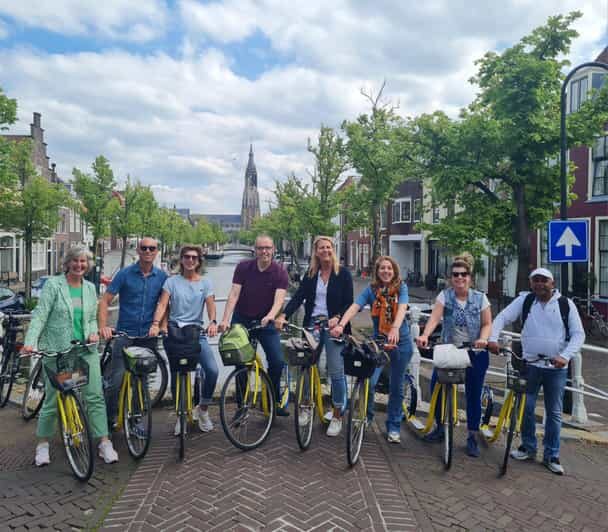 Delft - Step/scootertour in and around the city - Markt: New Church and the town hall you shouldn’t miss