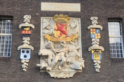 Discover Historical Delft with an Audio Guide - Getting to the start: Phoenixstraat to Oude Delft
