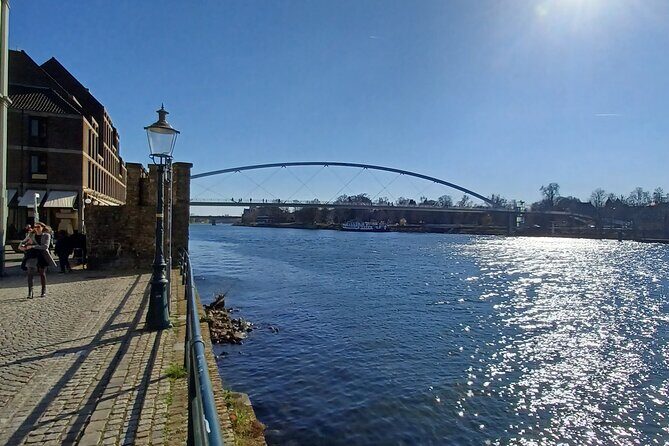Discover Maastricht with a Smile! Culture, History and People - Why this 2-hour Maastricht walk is such a good starter plan