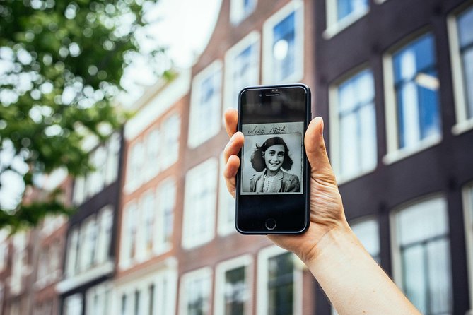 Drinks & Bites in Amsterdam Private Tour - The 3 Bites Part: Bitterballen Plus Smart Dietary Options