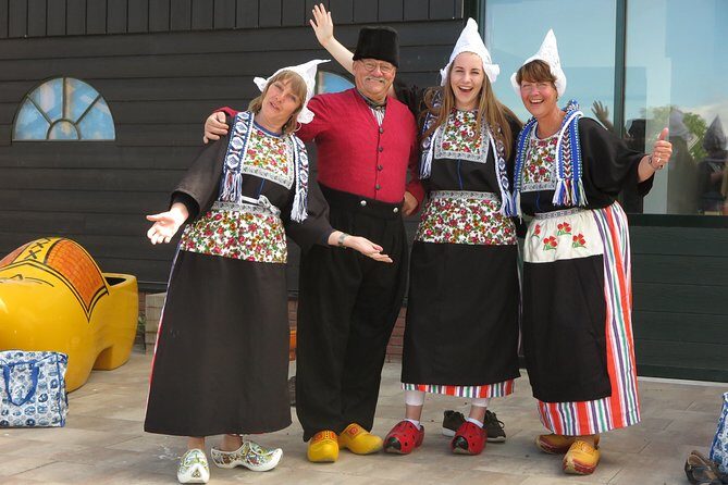 Dutch Experience in Volendam with Traditional Outfits - What you’ll actually do
