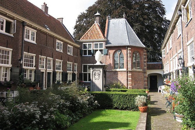 e-Scavenger hunt Haarlem: Explore the city at your own pace - Weather, Closures, and a Simple Plan B