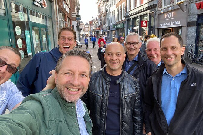 e-Scavenger hunt Schiedam: Explore the city at your own pace - How the hunt works in real life: phone missions, flexible pacing, and staying oriented