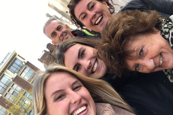 e-Scavenger hunt Utrecht: Explore the city at your own pace - Getting started at Domplein 20 (and staying on track)
