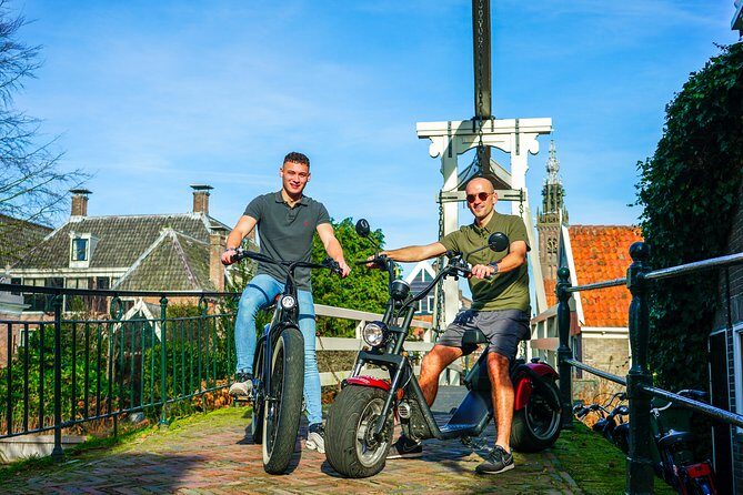 E-scooter rental Volendam - Countryside of Amsterdam - Edam in about an hour: canals, alleys, and cheese culture